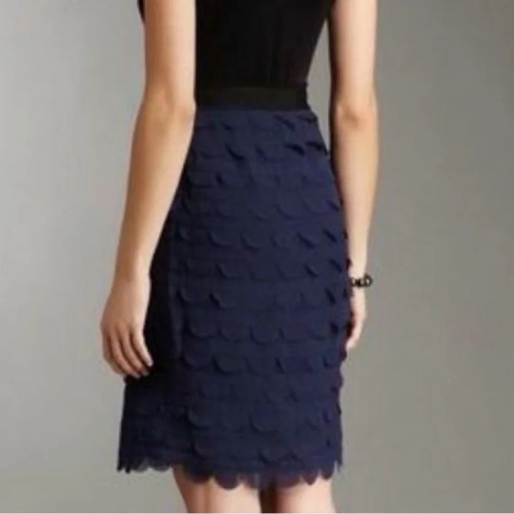 BCBGMaxAzria South‎ Pacific Silk Tiered Scalloped Dress - Picture 2 of 9